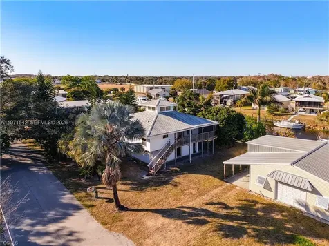 1071 Schooner Lane Moore Haven FL 33471