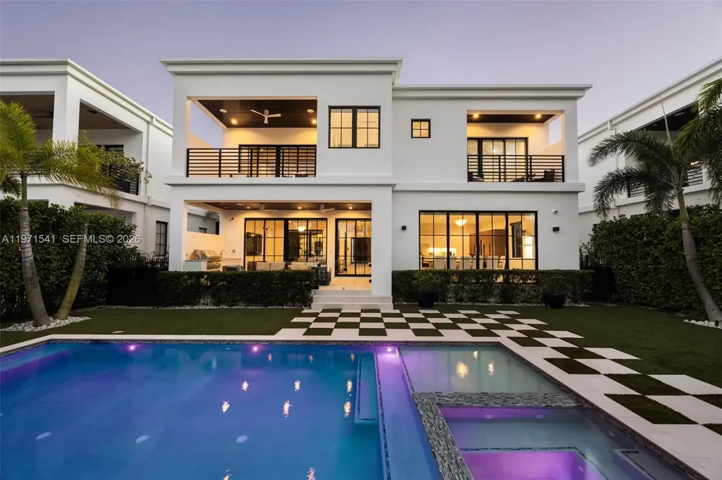885 NE 76th Street Miami FL 33138