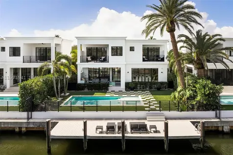 885 NE 76th Street Miami FL 33138