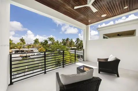 885 NE 76th Street Miami FL 33138