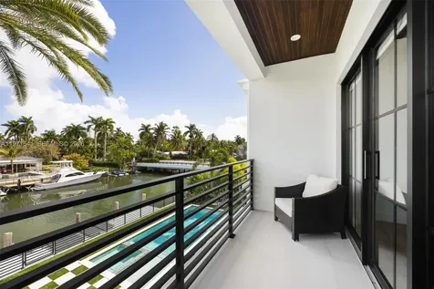 885 NE 76th Street Miami FL 33138