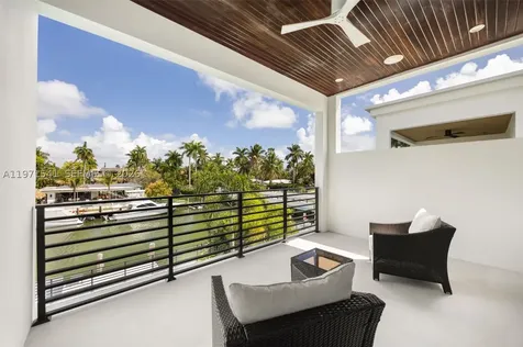 885 NE 76th Street Miami FL 33138