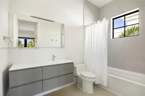 885 NE 76th Street Miami FL 33138