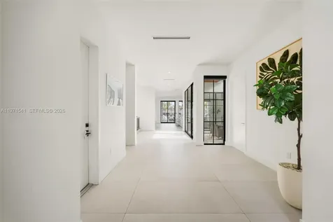 885 NE 76th Street Miami FL 33138
