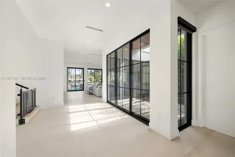 885 NE 76th Street Miami FL 33138