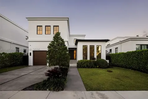 885 NE 76th Street Miami FL 33138