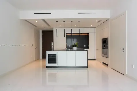 300 Biscayne Boulevard Way Miami FL 33132