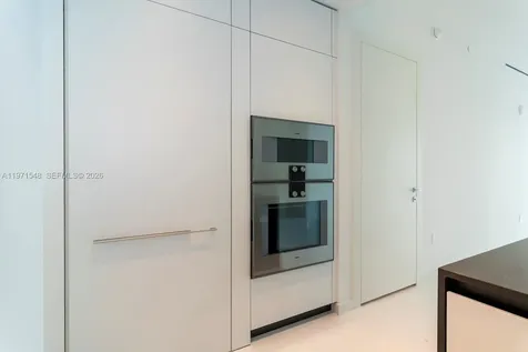 300 Biscayne Boulevard Way Miami FL 33132