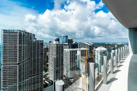 300 Biscayne Boulevard Way Miami FL 33132