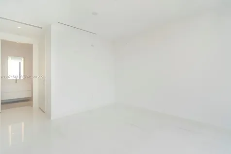 300 Biscayne Boulevard Way Miami FL 33132