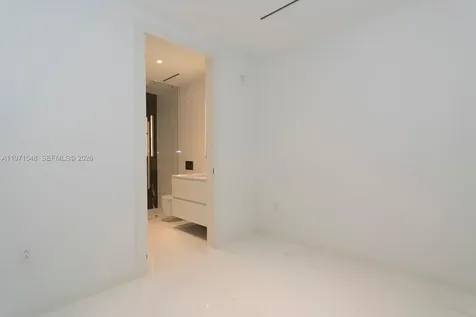 300 Biscayne Boulevard Way Miami FL 33132
