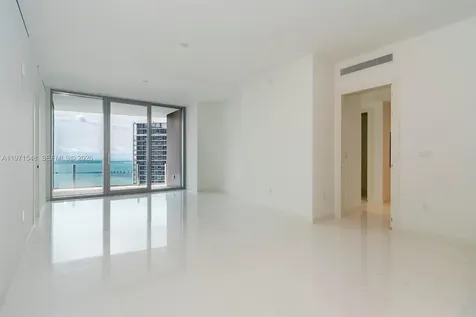 300 Biscayne Boulevard Way Miami FL 33132