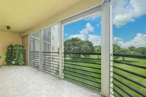 7200 Radice Court Lauderhill FL 33319