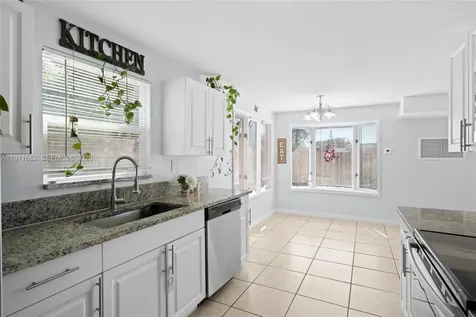 1526 SE Port St Lucie Boulevard Port St. Lucie FL 34952
