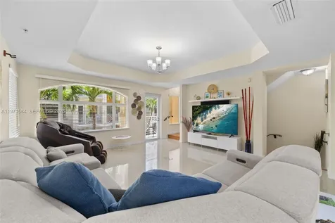 18413 NE 27th Court Aventura FL 33160