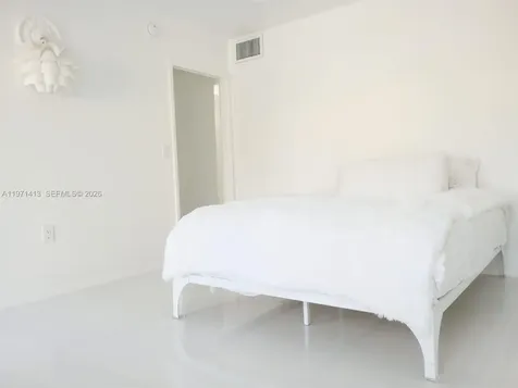 Miami Beach FL 33139