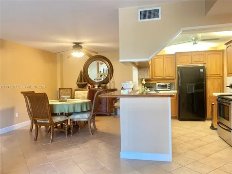 177 Ocean Lane Drive Key Biscayne FL 33149