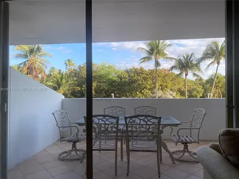 177 Ocean Lane Drive Key Biscayne FL 33149