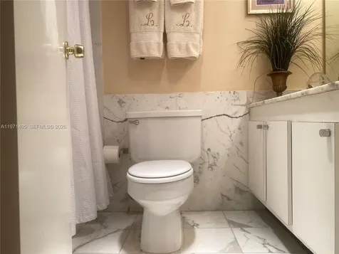 177 Ocean Lane Drive Key Biscayne FL 33149