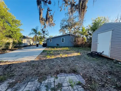 2506 Waver Street Plant City FL 33563
