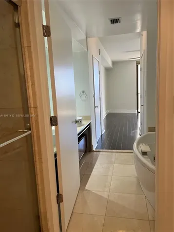 16275 Collins Avenue Sunny Isles Beach FL 33160