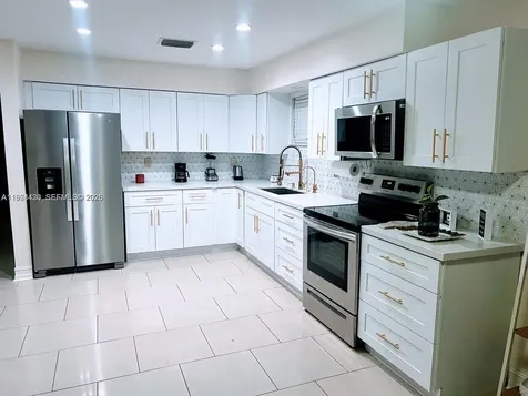 7750 NW 42nd Street Davie FL 33024