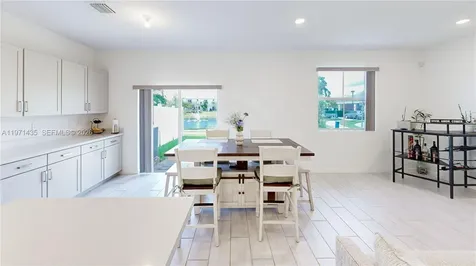1754 SE 8th Terrace Homestead FL 33034
