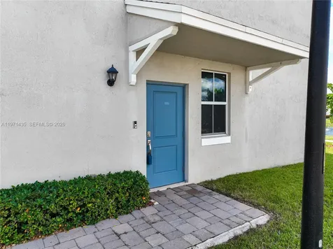 1754 SE 8th Terrace Homestead FL 33034