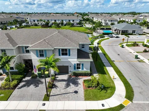 1754 SE 8th Terrace Homestead FL 33034