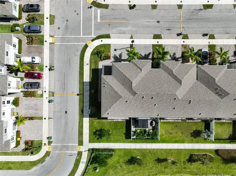 1754 SE 8th Terrace Homestead FL 33034