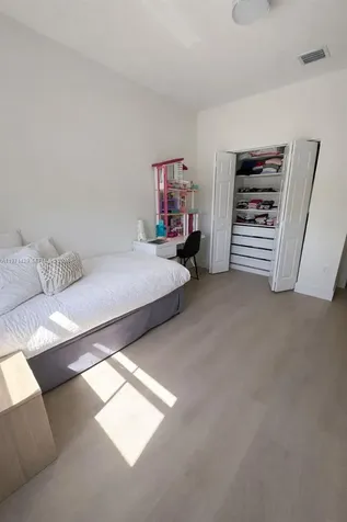 10255 NW 89th Terrace Doral FL 33178