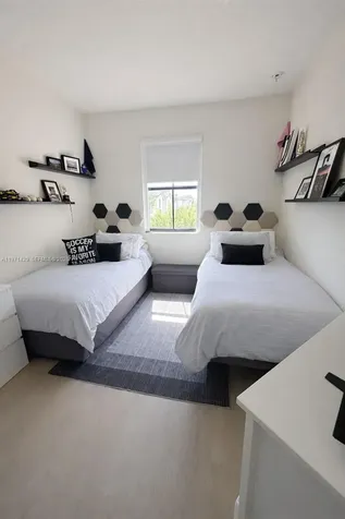 10255 NW 89th Terrace Doral FL 33178