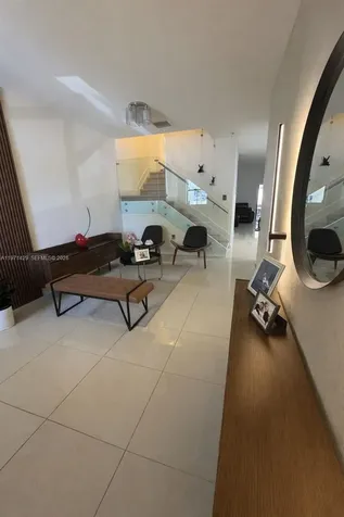 10255 NW 89th Terrace Doral FL 33178