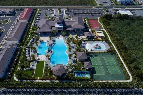 10255 NW 89th Terrace Doral FL 33178