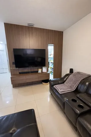 10255 NW 89th Terrace Doral FL 33178