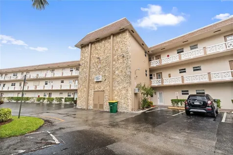 5003 NW 35th Street Lauderhill FL 33319