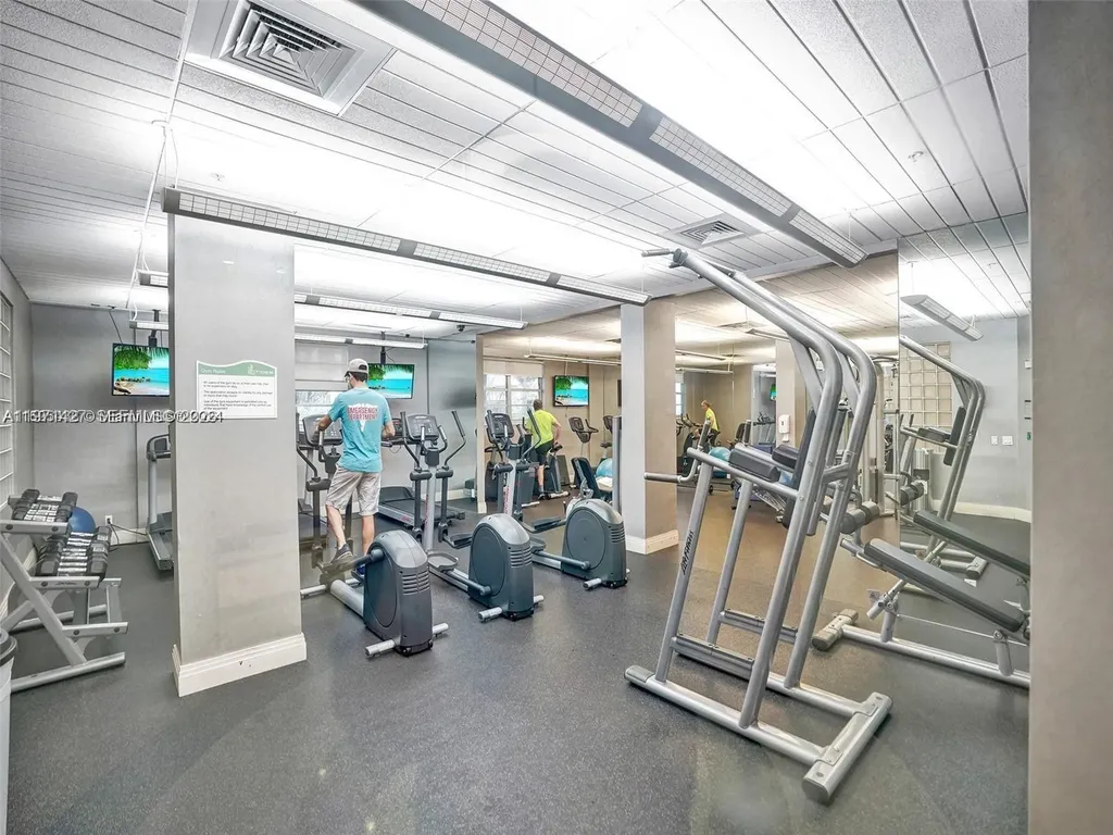3901 S Ocean Drive Hollywood FL 33019