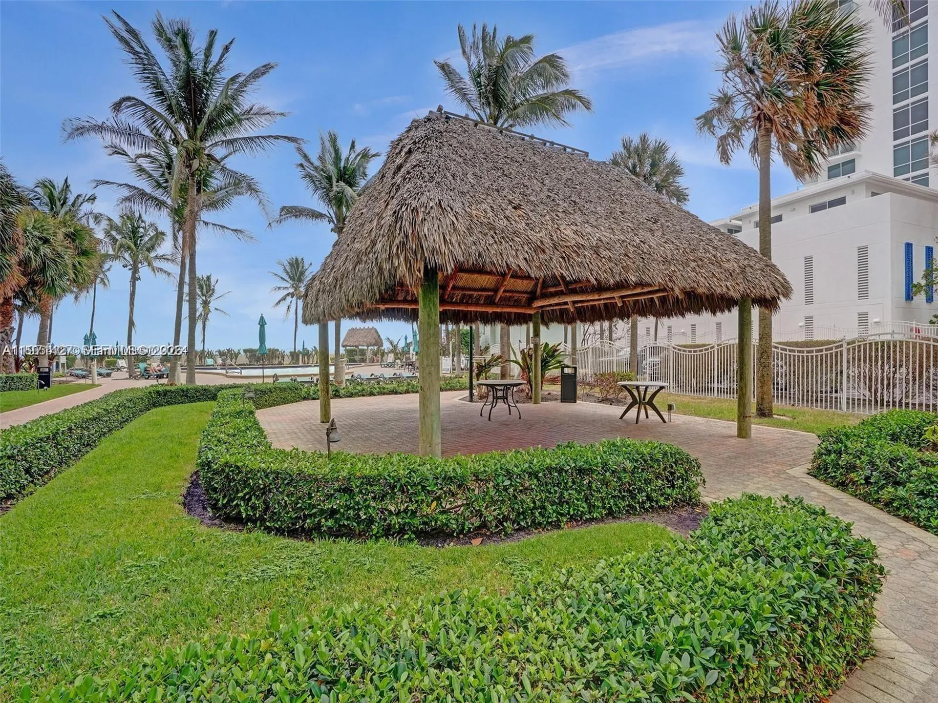 3901 S Ocean Drive Hollywood FL 33019