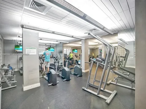3901 S Ocean Drive Hollywood FL 33019