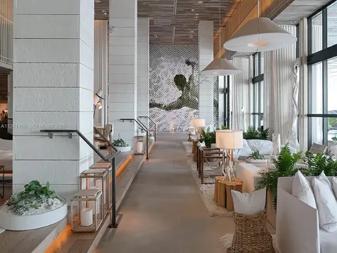102 24th Street Miami Beach FL 33139