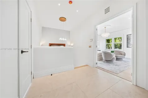 178 NE 45th Street Miami FL 33137