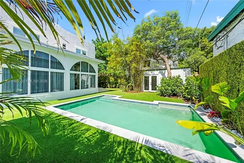 178 NE 45th Street Miami FL 33137