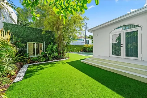 178 NE 45th Street Miami FL 33137