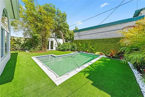 178 NE 45th Street Miami FL 33137