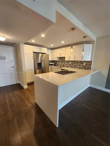 1000 Parkview Drive Hallandale Beach FL 33009