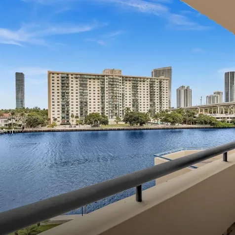 19355 Turnberry Way Aventura FL 33180