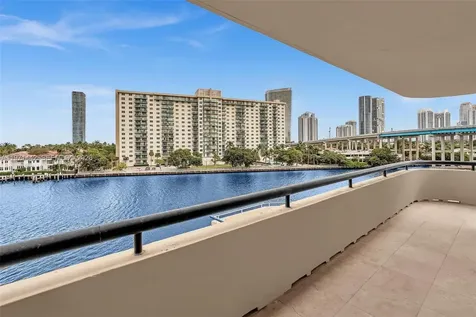 19355 Turnberry Way Aventura FL 33180