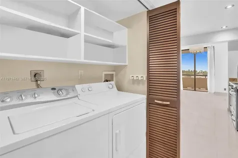 19355 Turnberry Way Aventura FL 33180