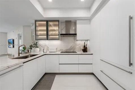 16001 Collins Avenue Sunny Isles Beach FL 33160