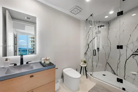 16001 Collins Avenue Sunny Isles Beach FL 33160